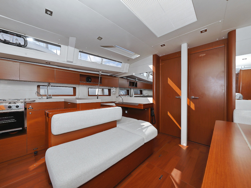 Oceanis 51.1 — photo 99