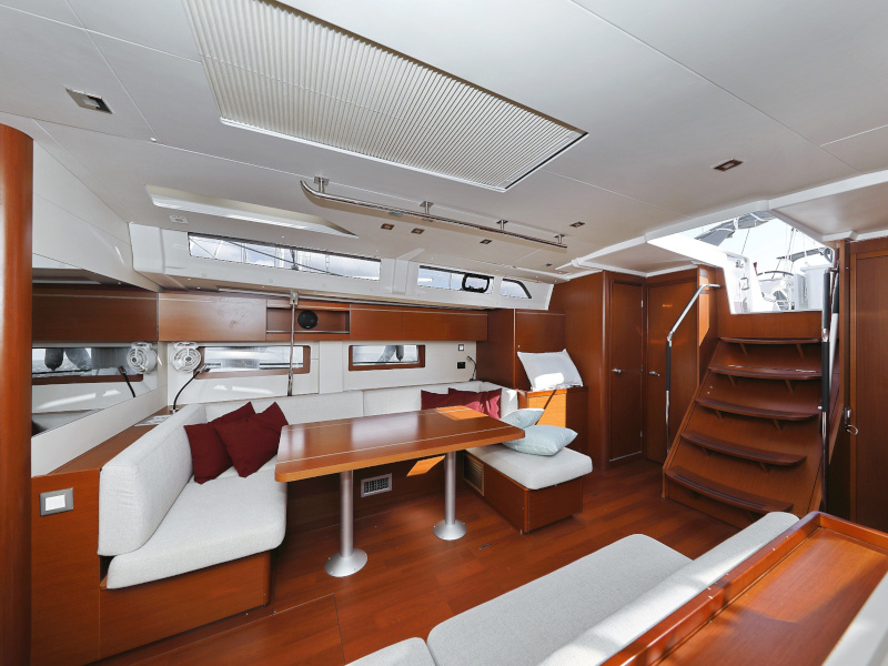Oceanis 51.1 — photo 35