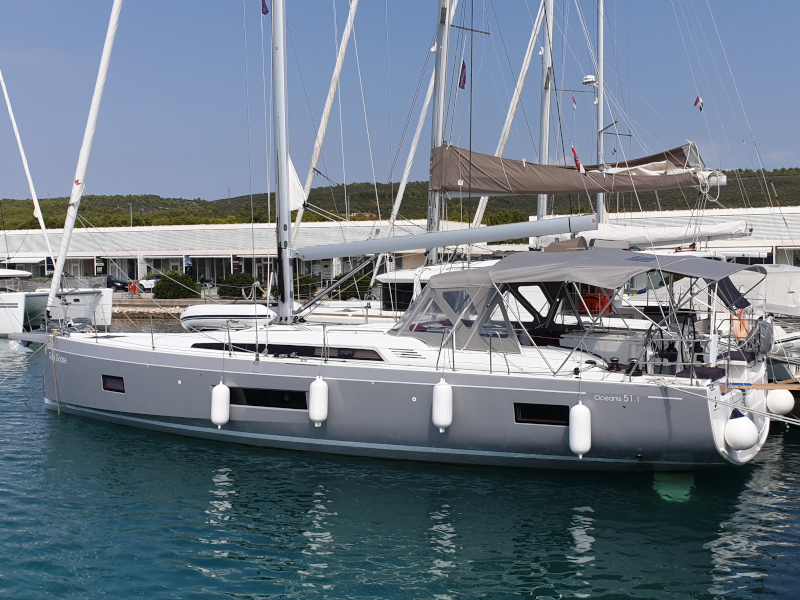 Oceanis 51.1 — photo 88