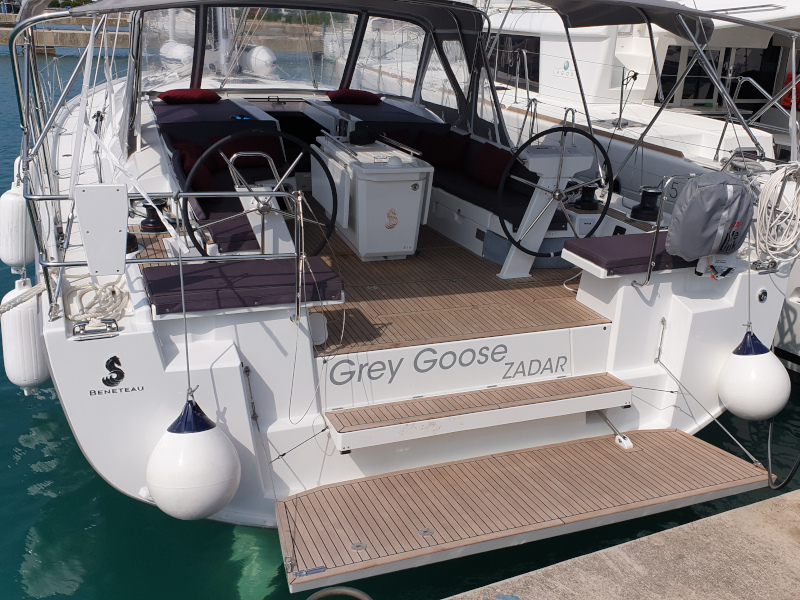 Oceanis 51.1 — photo 48