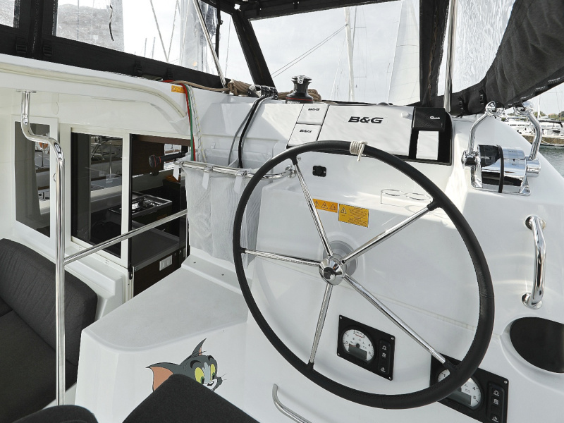 Lagoon 40 — photo 22
