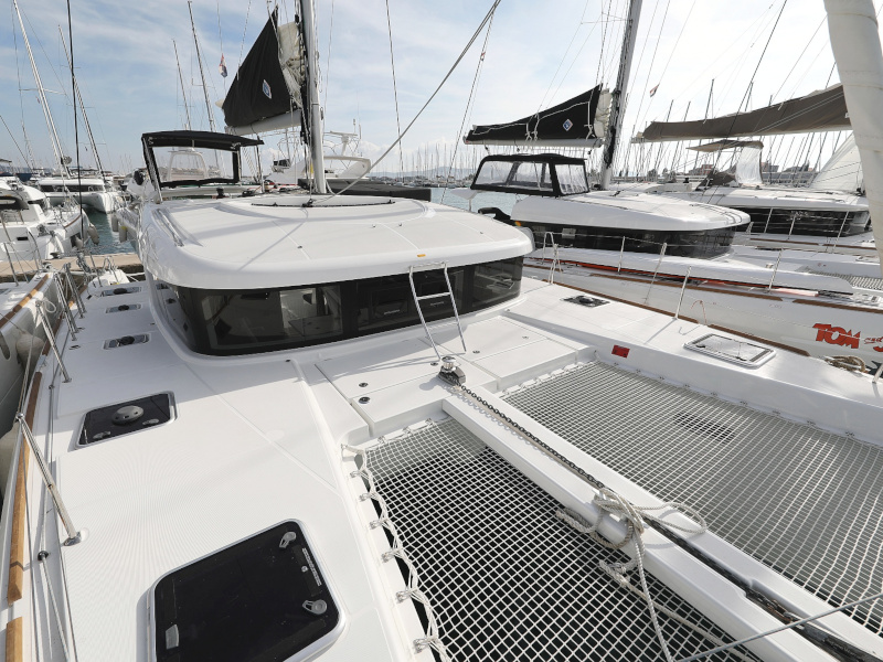 Lagoon 40 — photo 45