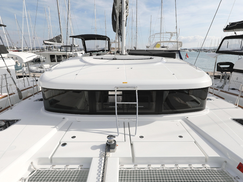Lagoon 40 — photo 30