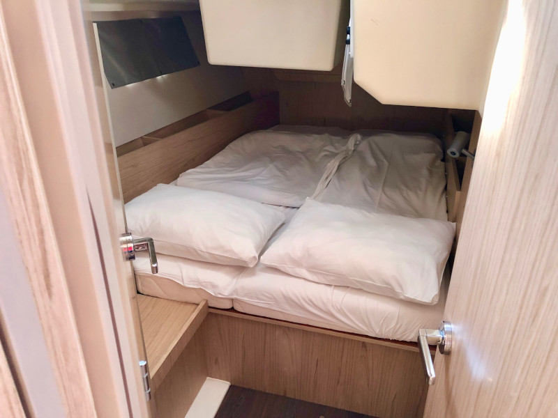 Oceanis 41.1 — photo 11