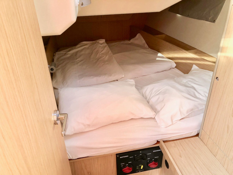 Oceanis 41.1 — photo 8
