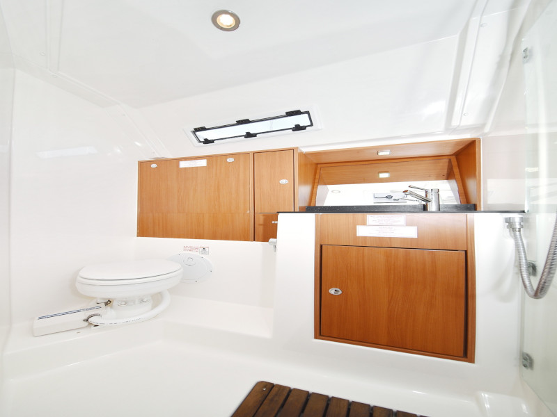 Bavaria Cruiser 40 — photo 69