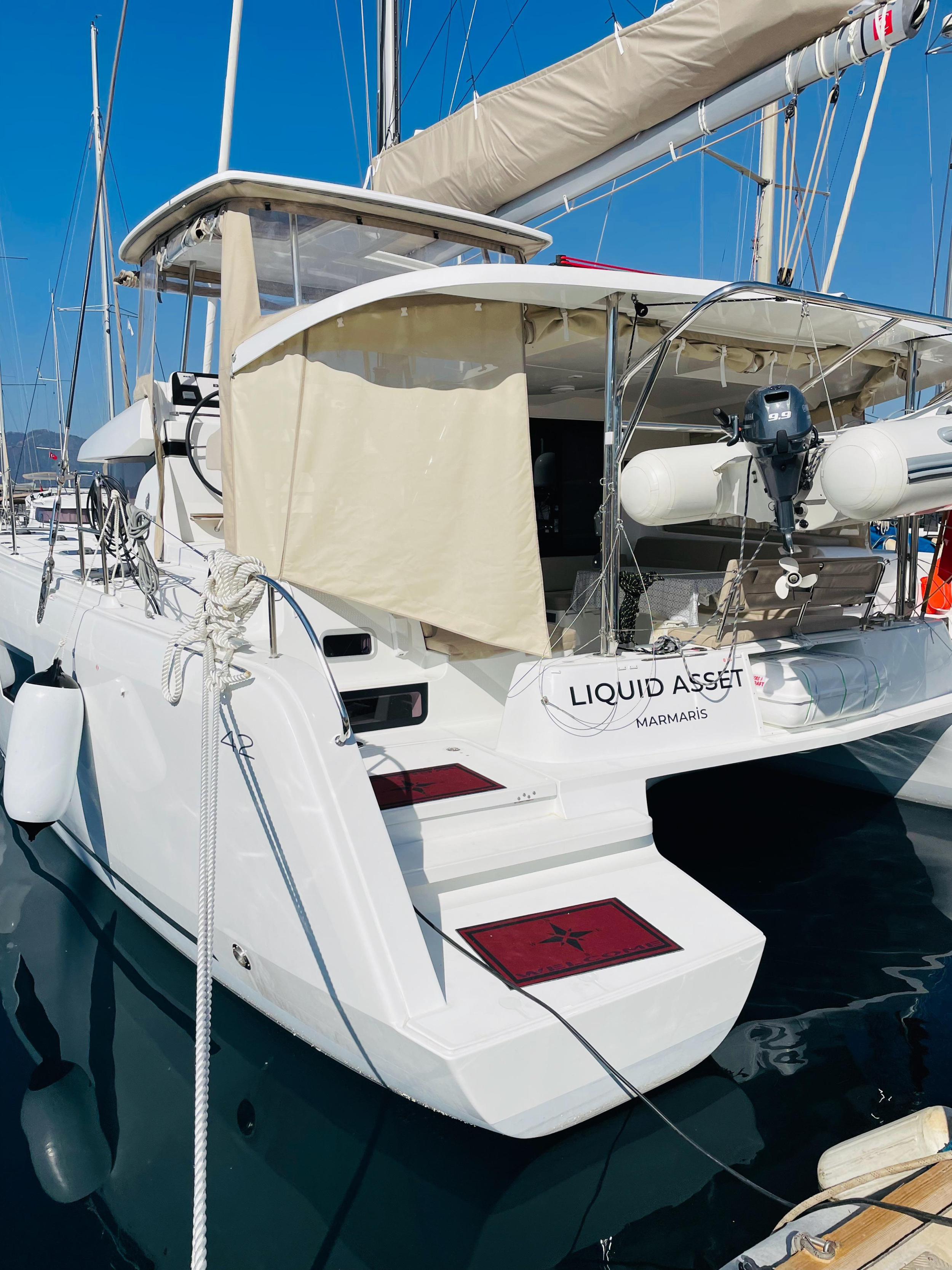 Lagoon 42 — photo 4