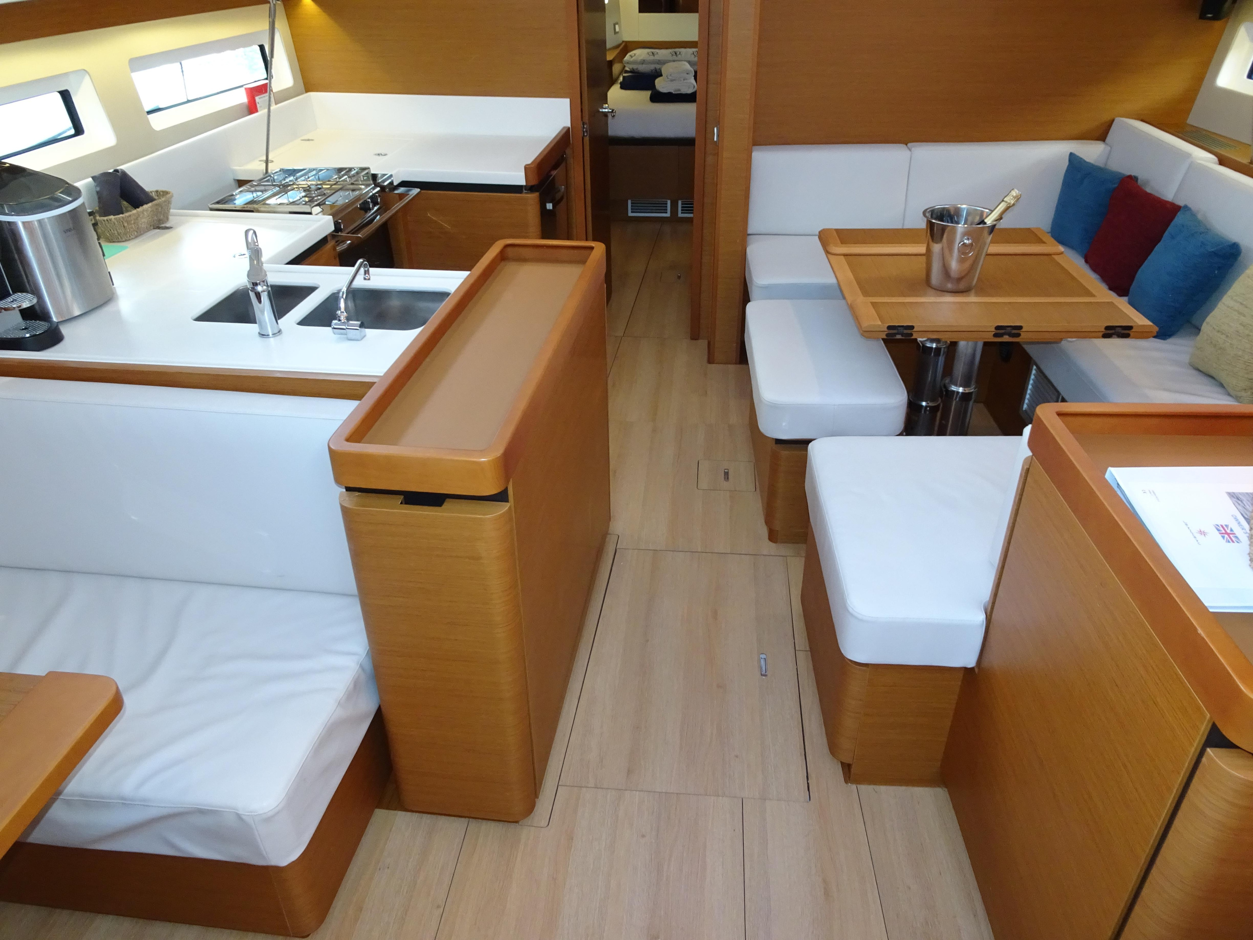 Sun Odyssey 490 — photo 18