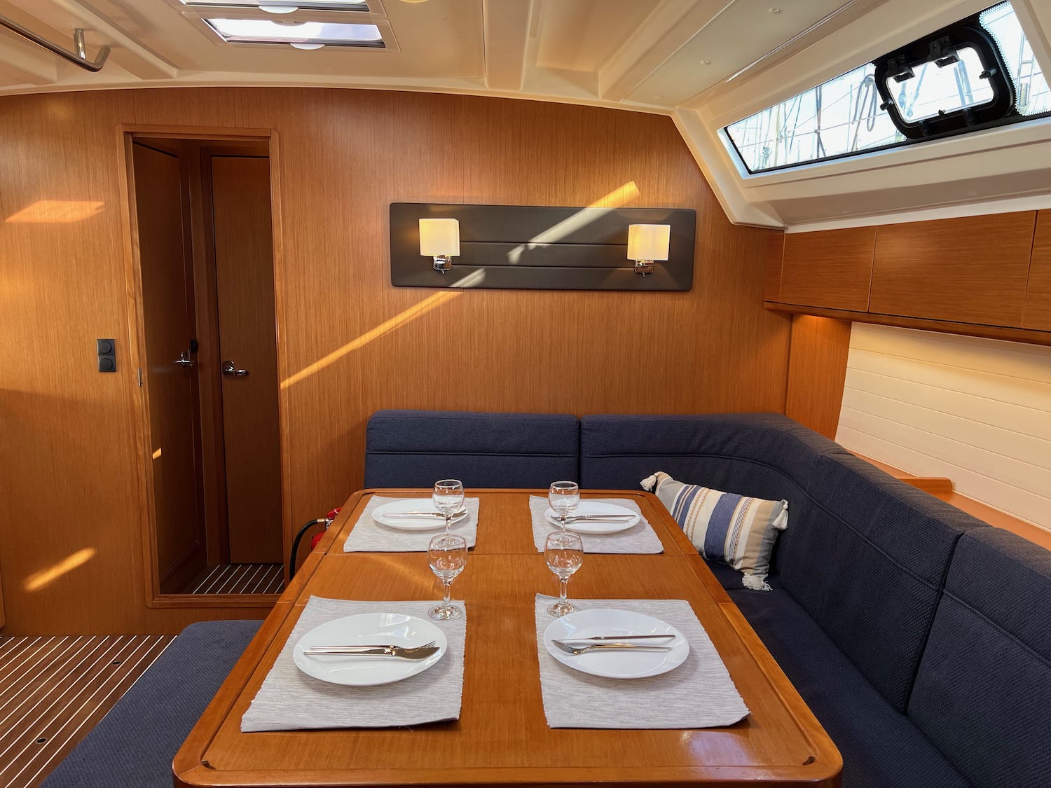 Bavaria Cruiser 46 — photo 14