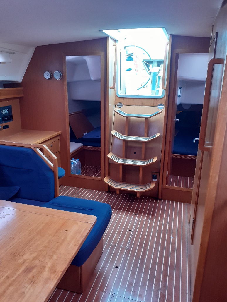 Bavaria 43 Cruiser — photo 3