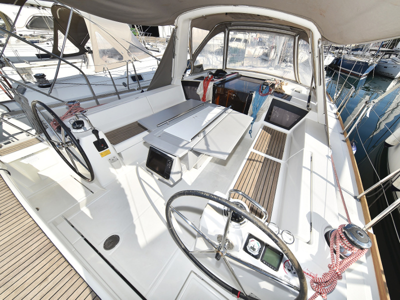 Oceanis 41 — photo 25