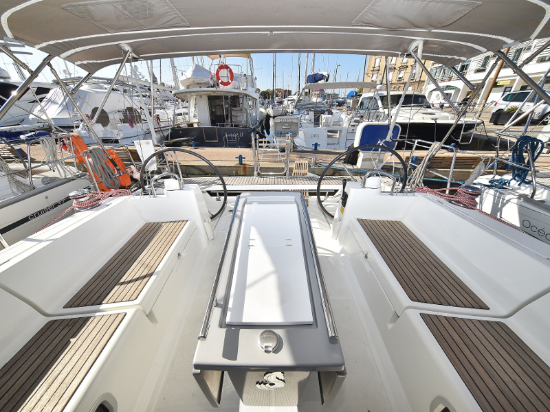 Oceanis 41 — photo 37
