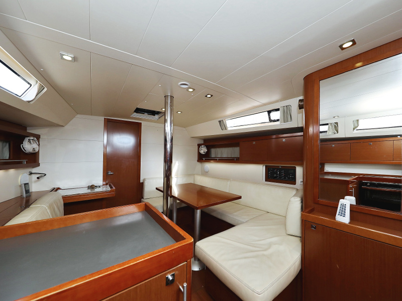 Oceanis 41 — photo 77
