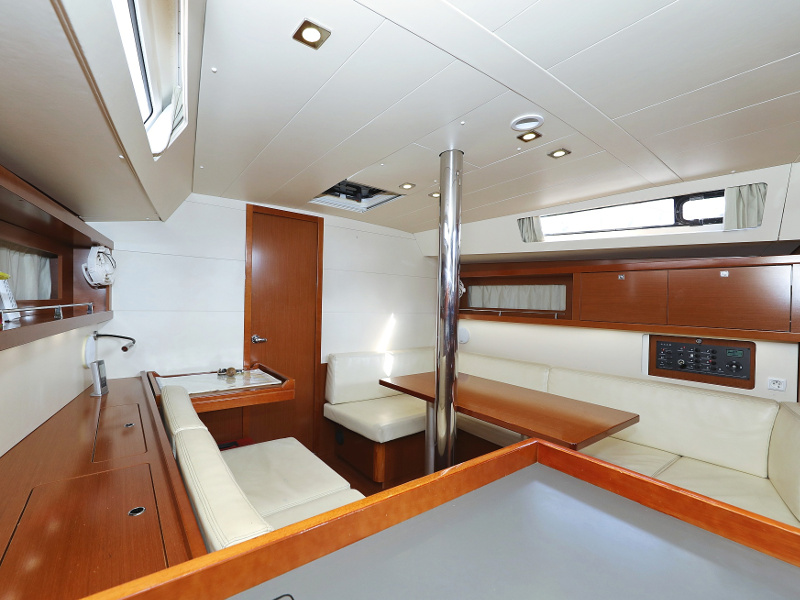 Oceanis 41 — photo 13