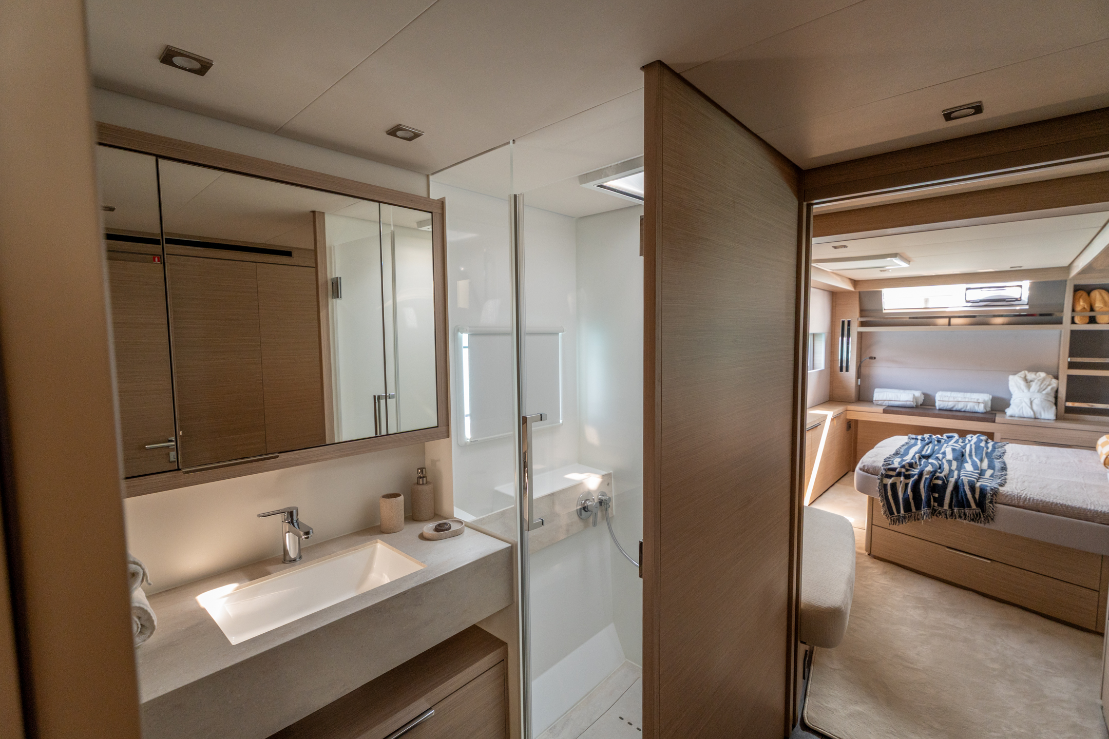 Lagoon 55 — photo 24