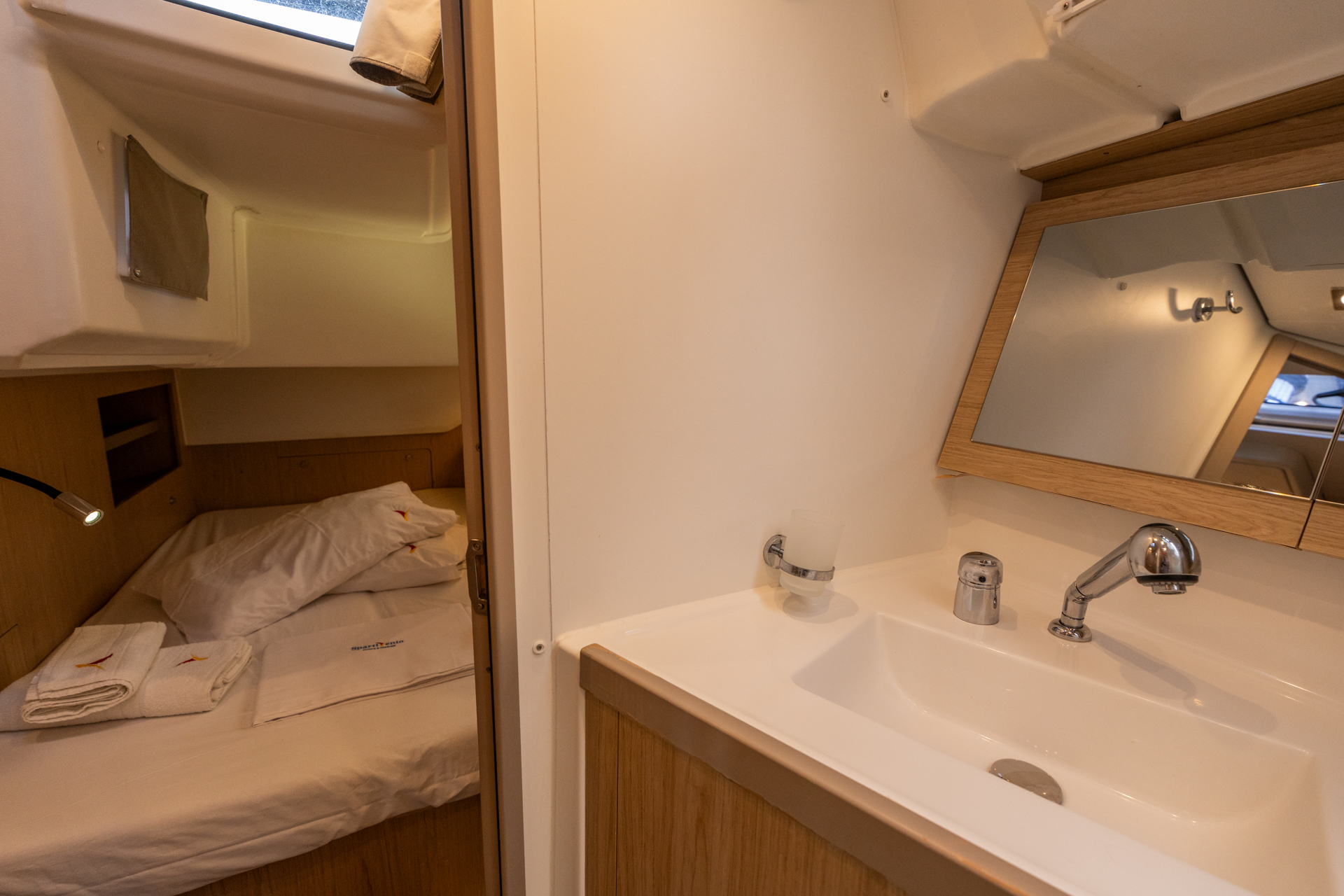 Oceanis 45 — photo 13