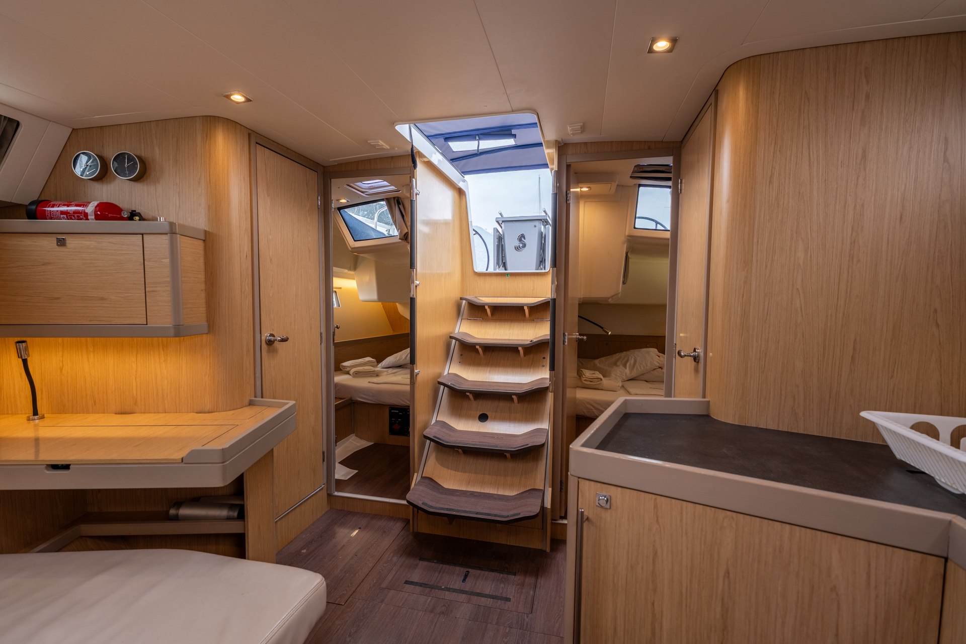 Oceanis 45 — photo 21