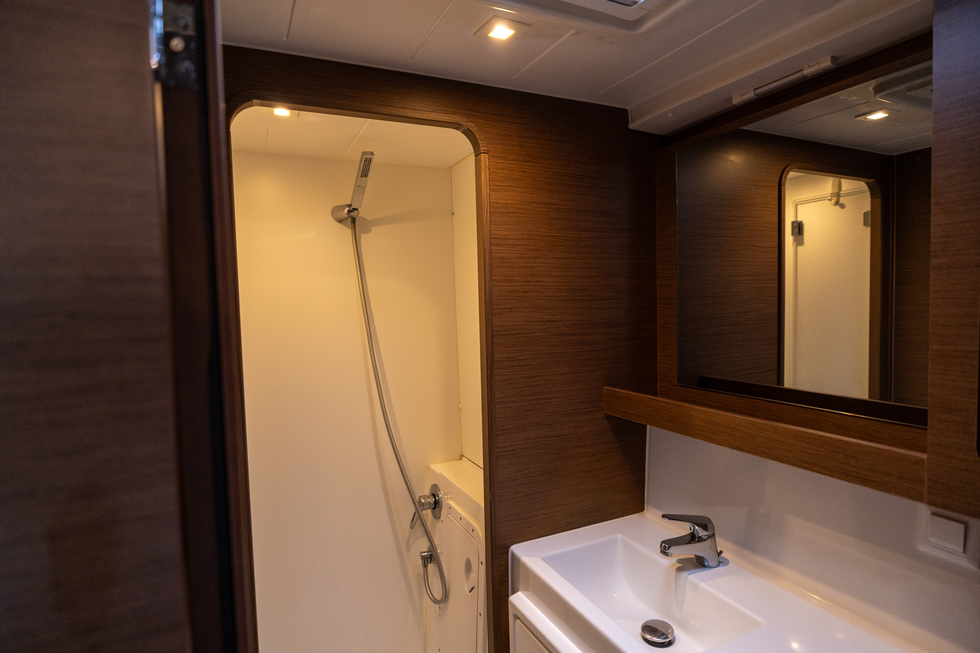 Lagoon 42 — photo 20