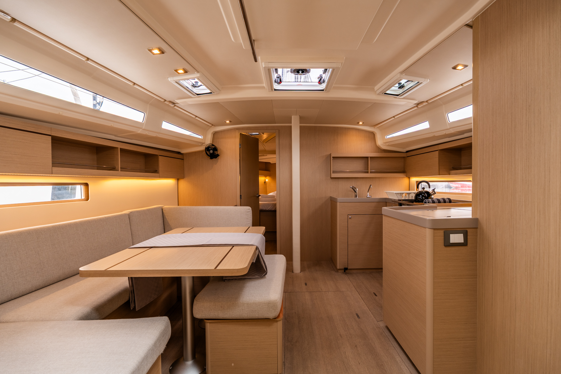Oceanis 40.1 — photo 11