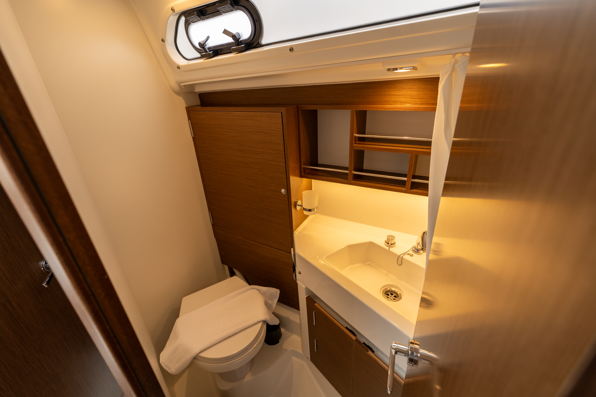 Oceanis 34.1 — photo 4