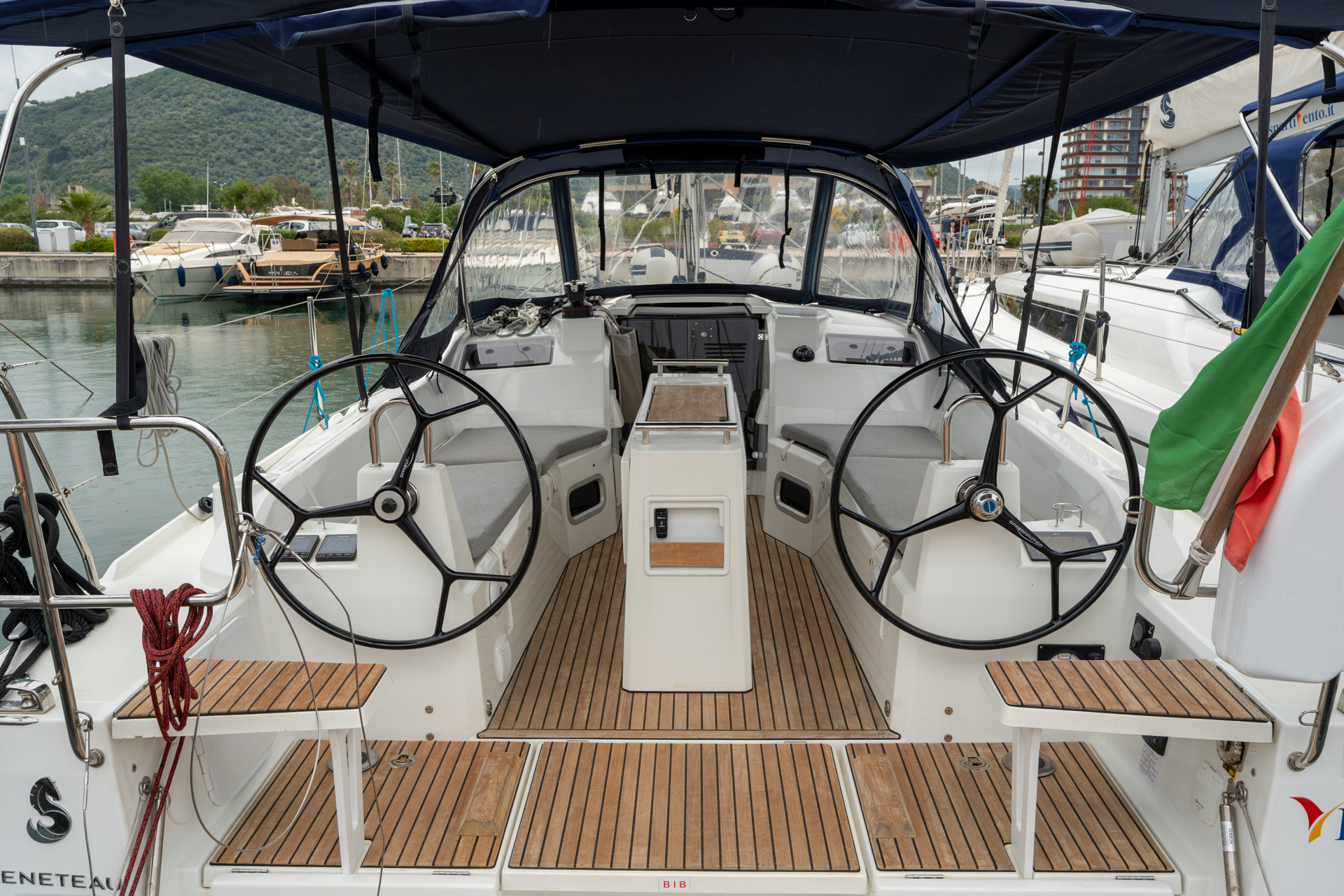 Oceanis 34.1 — photo 3