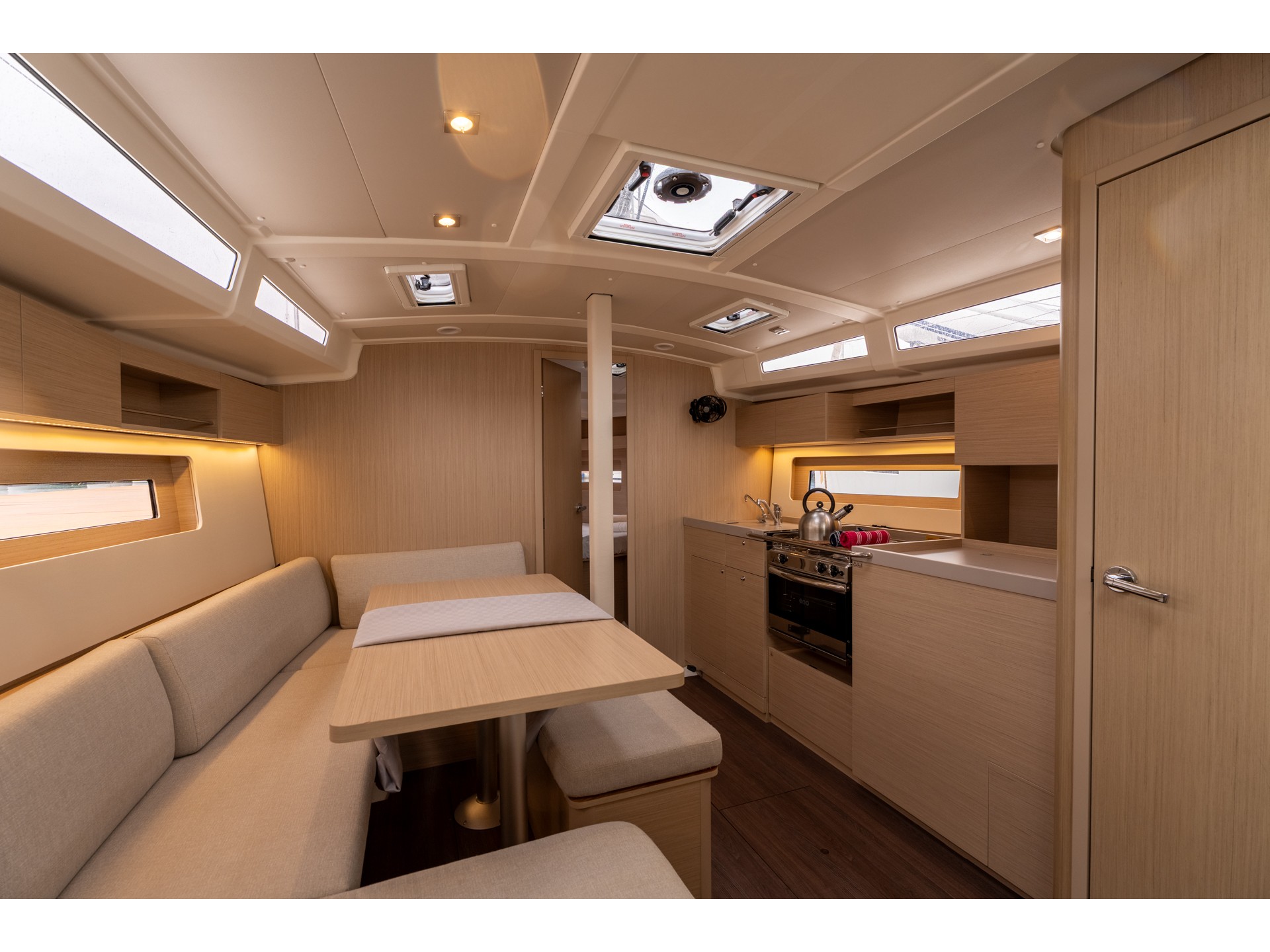 Oceanis 37.1 - 3 cab 2 wc — photo 8