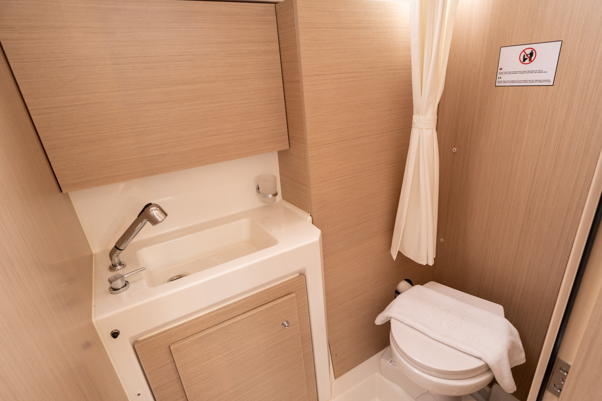 Oceanis 37.1 - 3 cab 2 wc — photo 3