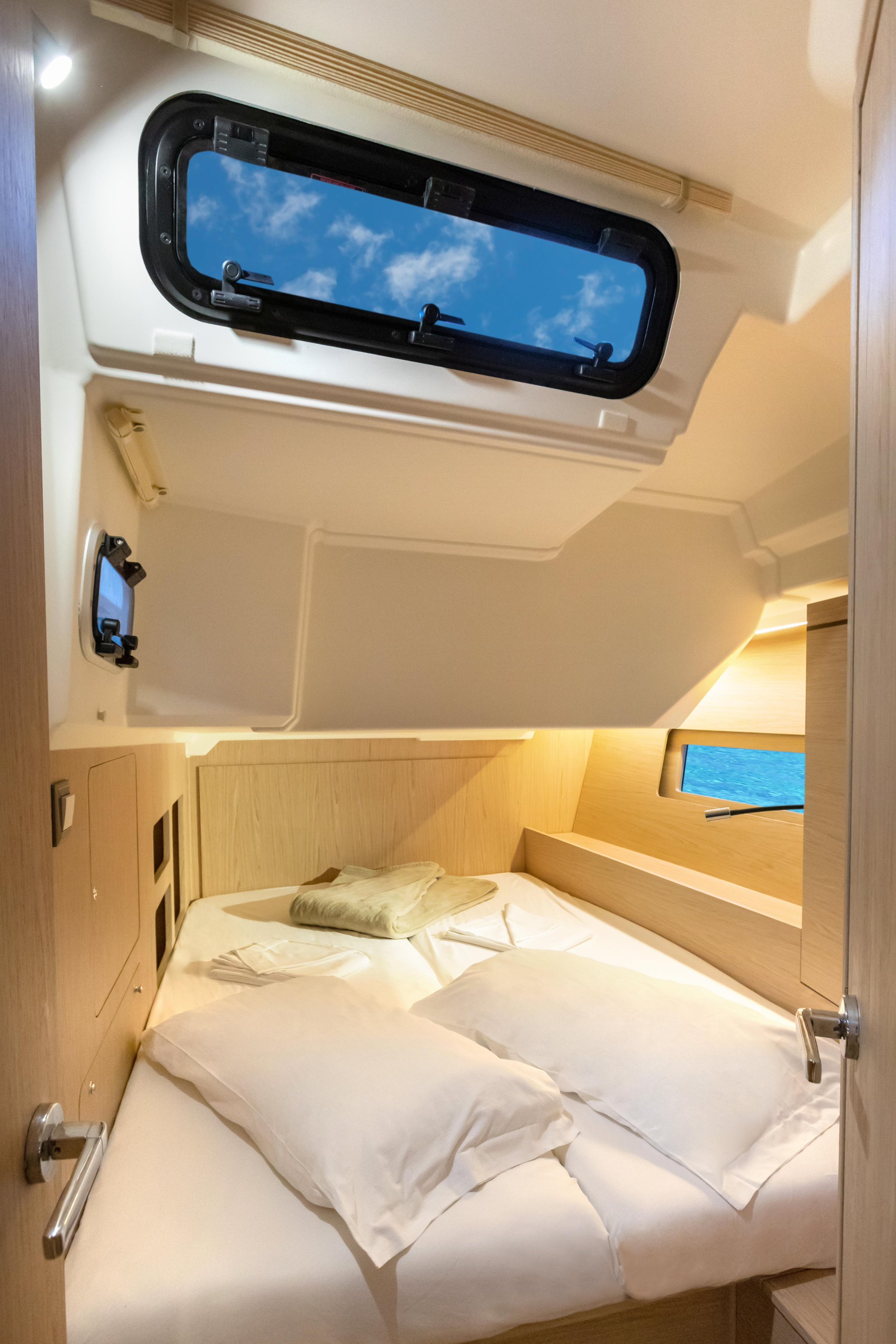 Oceanis 46.1 — photo 12