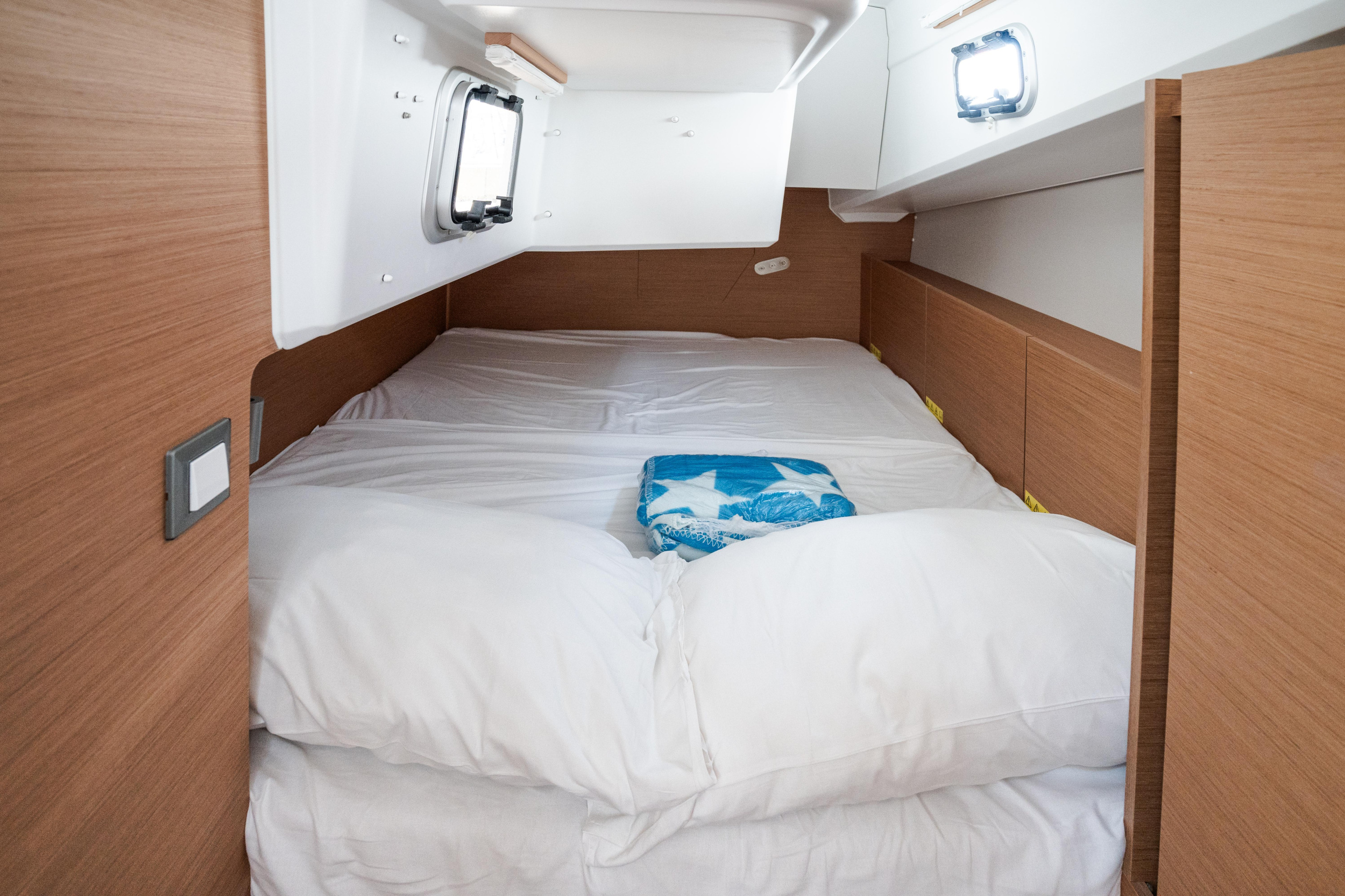 Sun Odyssey 380 — photo 5