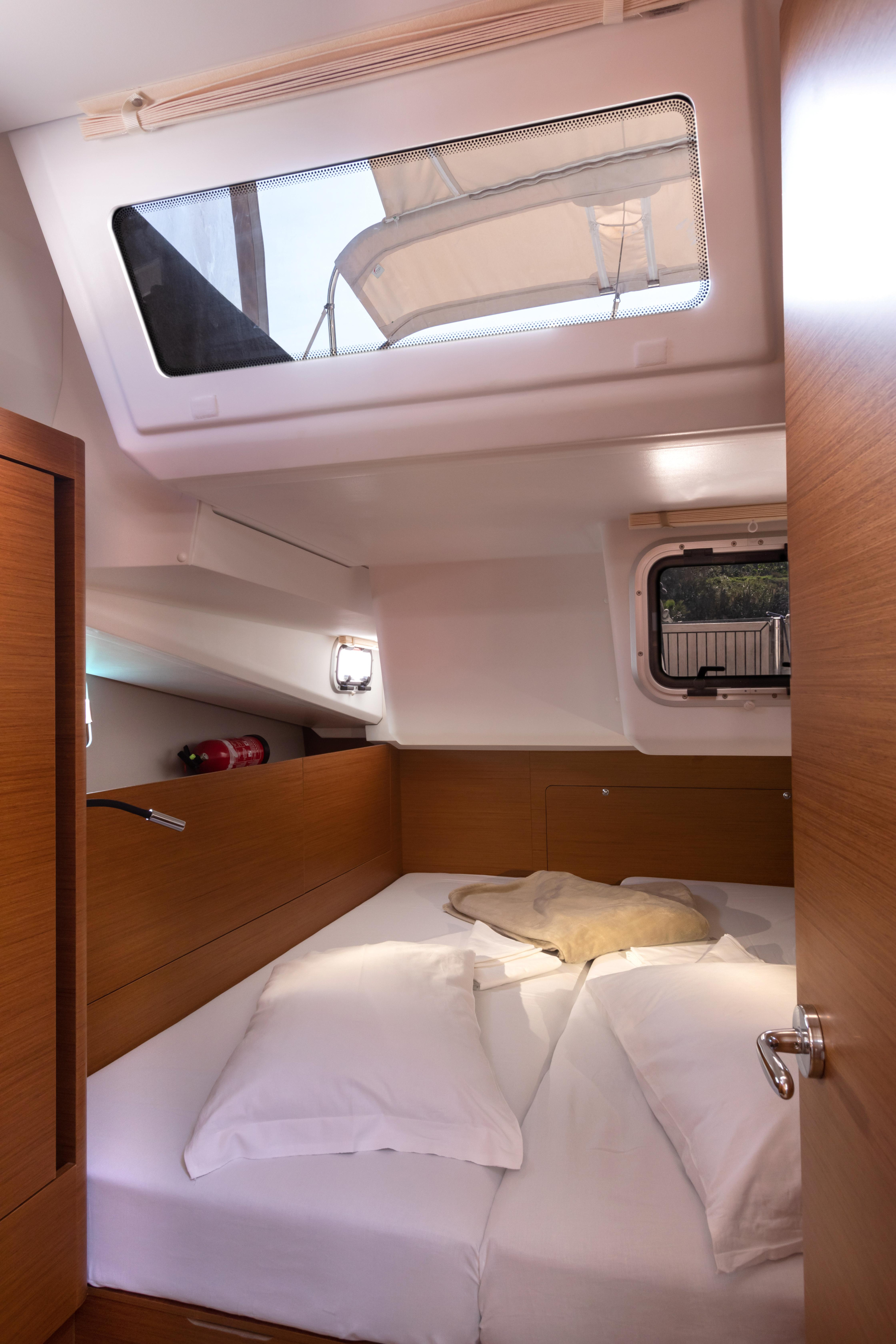 Sun Odyssey 440 — photo 22