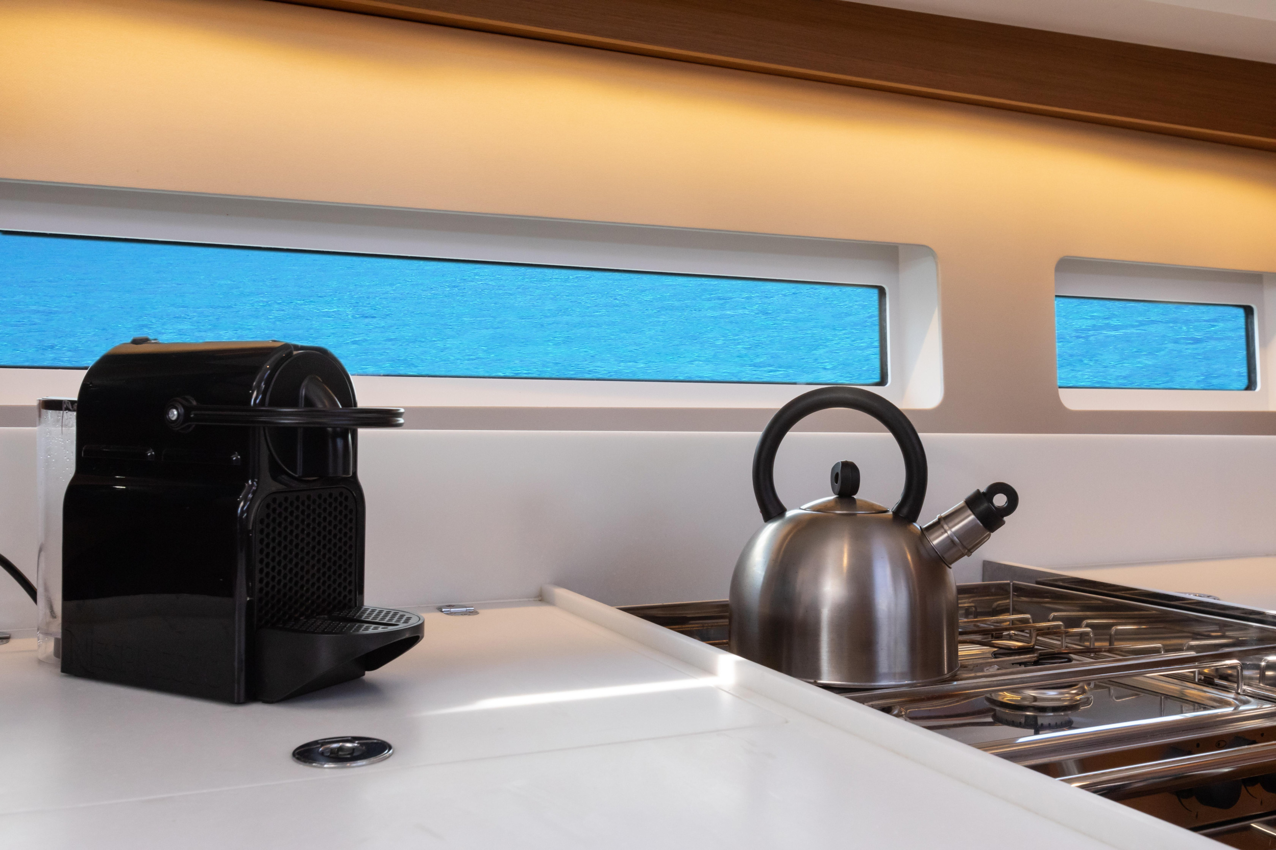 Sun Odyssey 440 — photo 14
