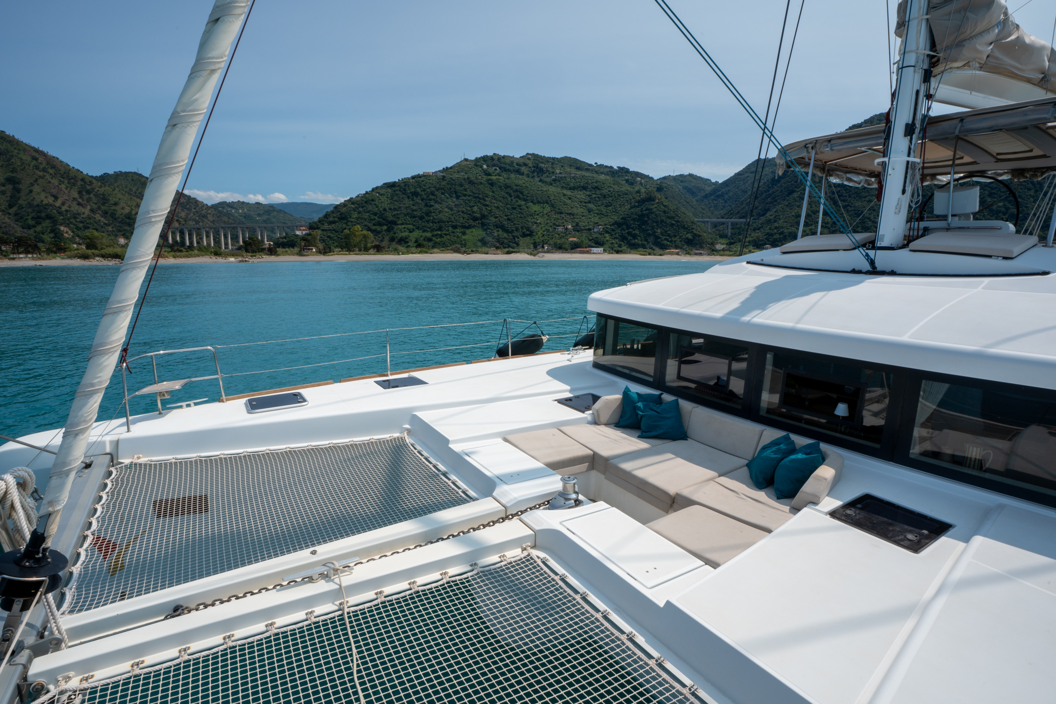 Lagoon 52F — photo 19