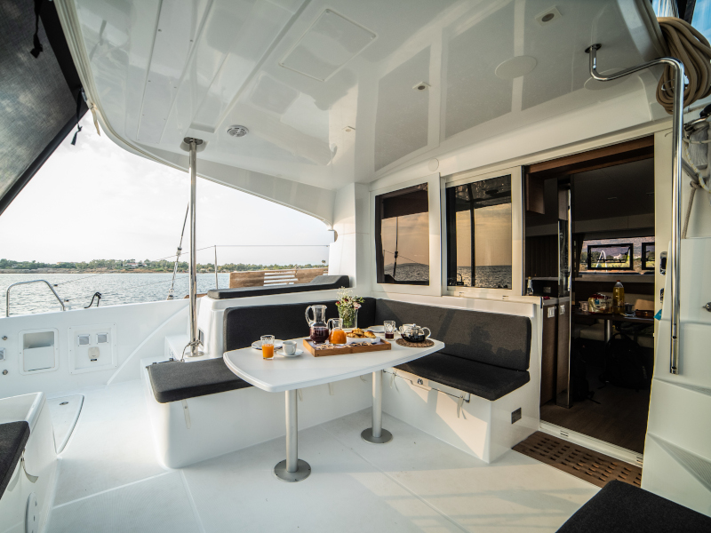 Lagoon 40 — photo 22