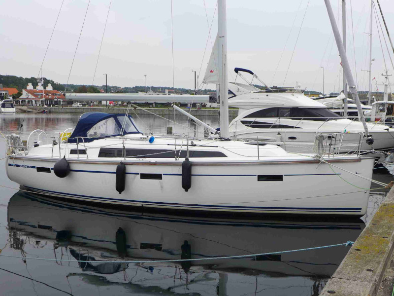 Bavaria Cruiser 37 — photo 1