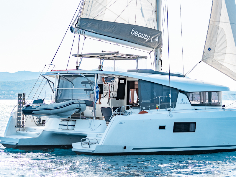 Lagoon 42 — photo 13