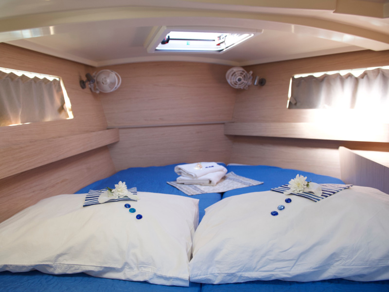 Oceanis 41.1 — photo 14
