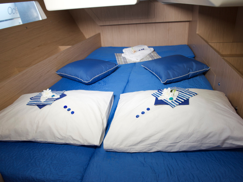Oceanis 41.1 — photo 11