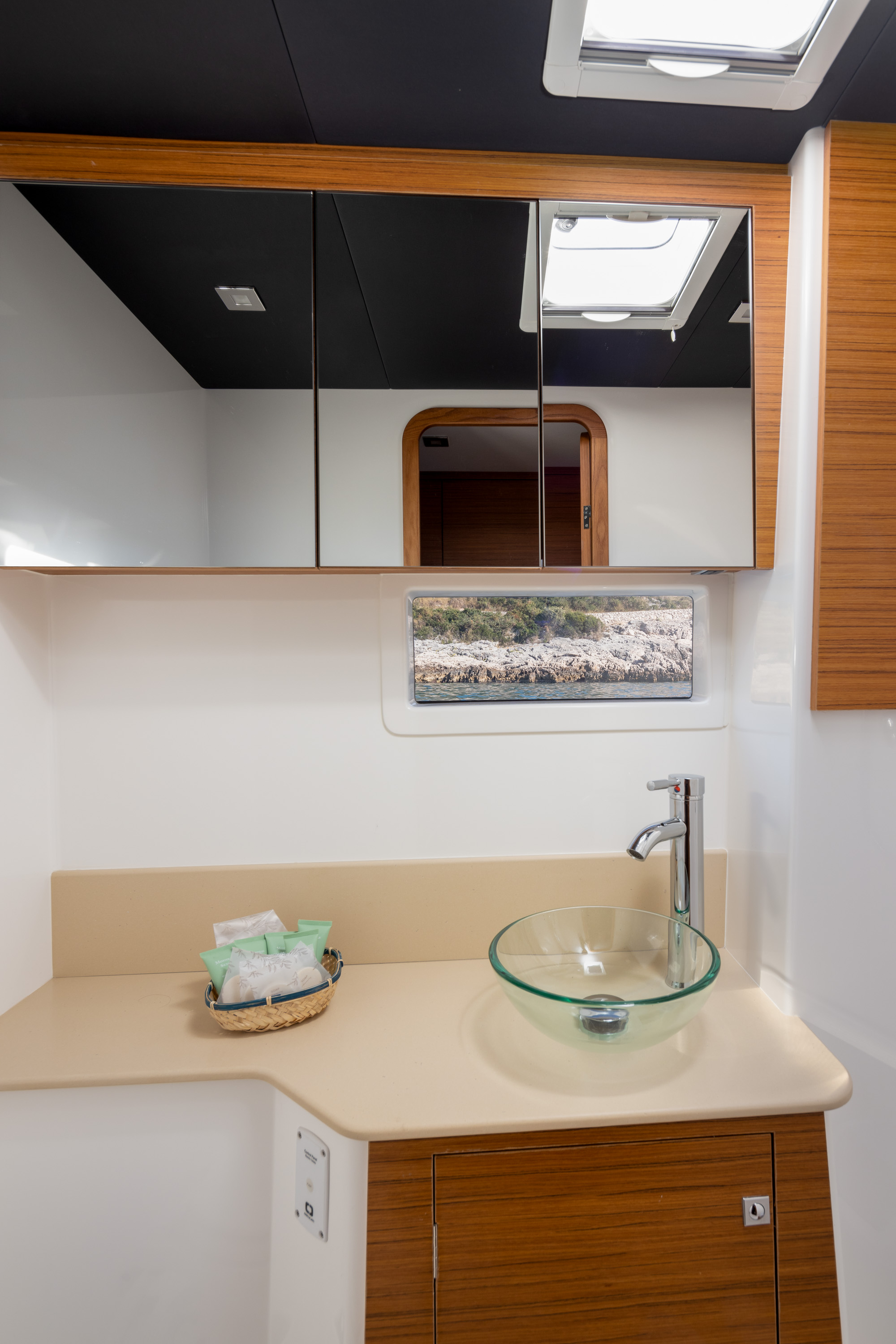 Dufour 48 Catamaran — photo 3