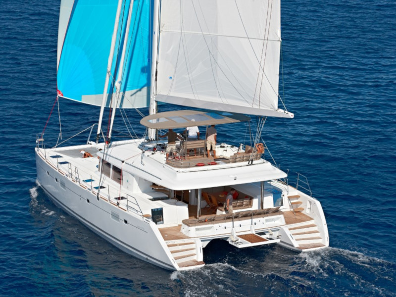 Lagoon 560 — photo 1