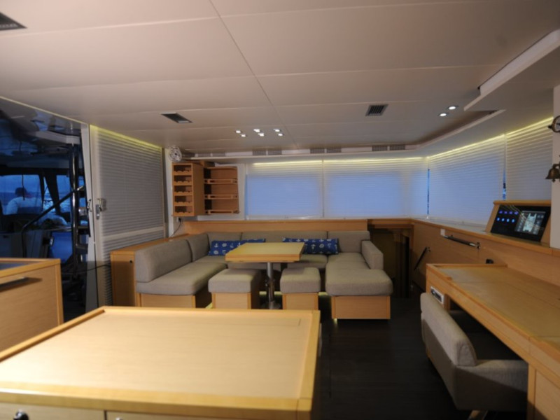 Lagoon 560 — photo 2