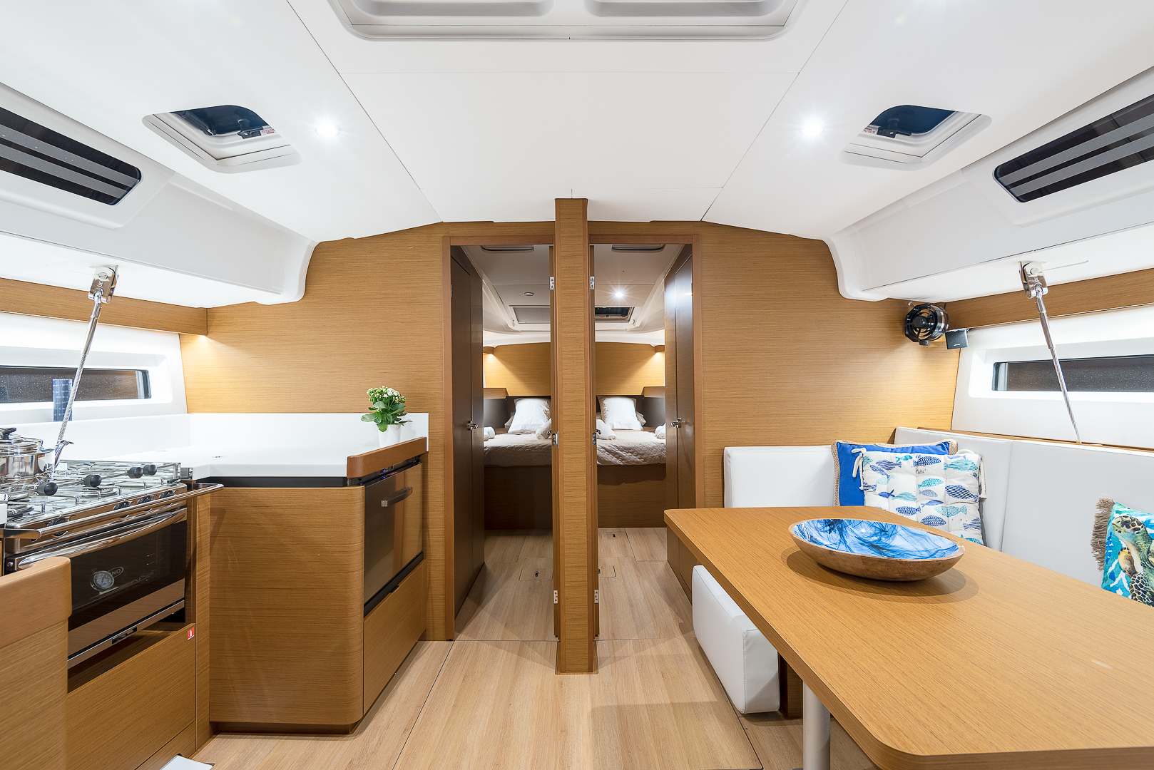 Sun Odyssey 490 — photo 10
