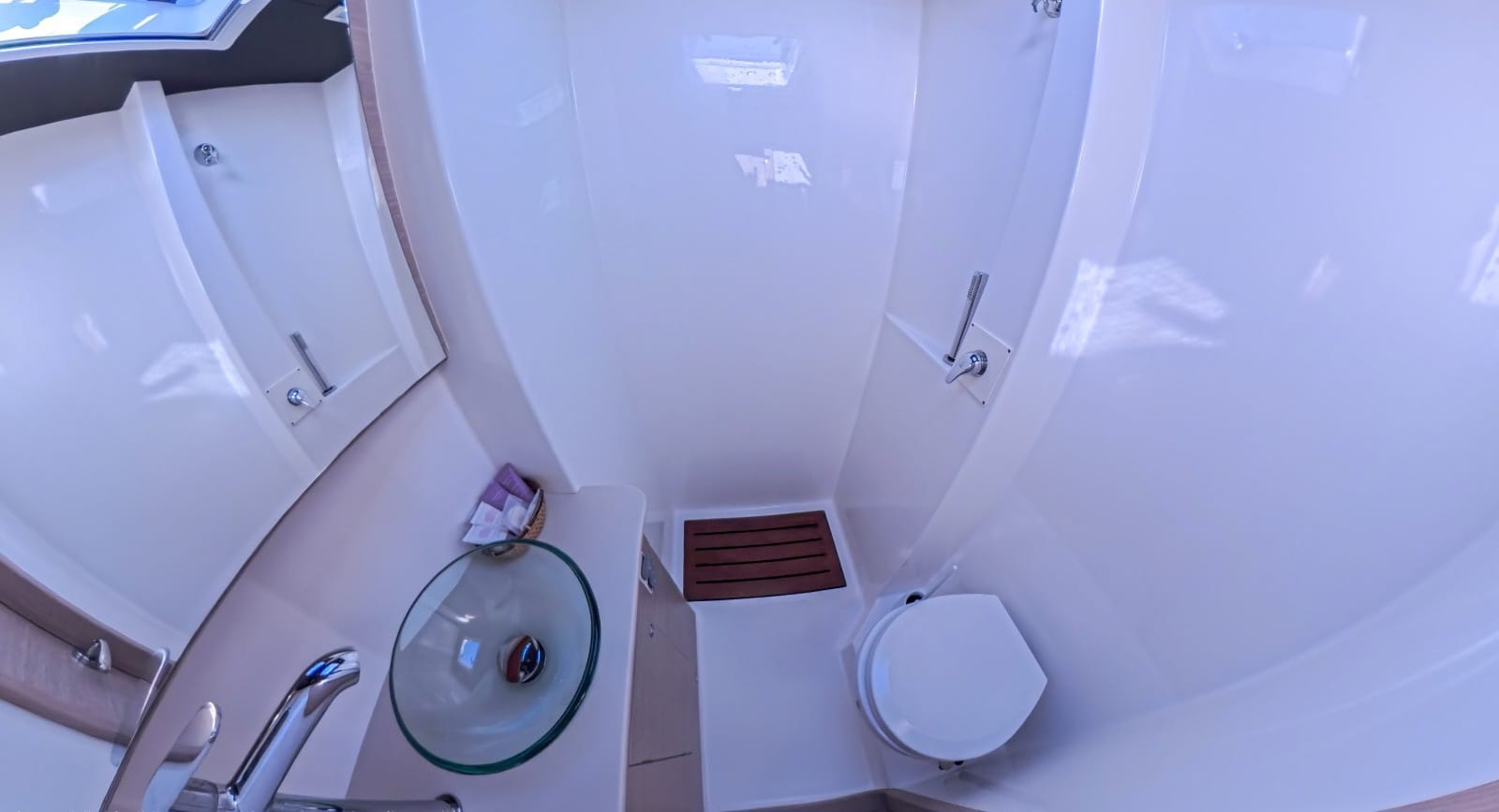 Dufour 48 Catamaran — photo 9