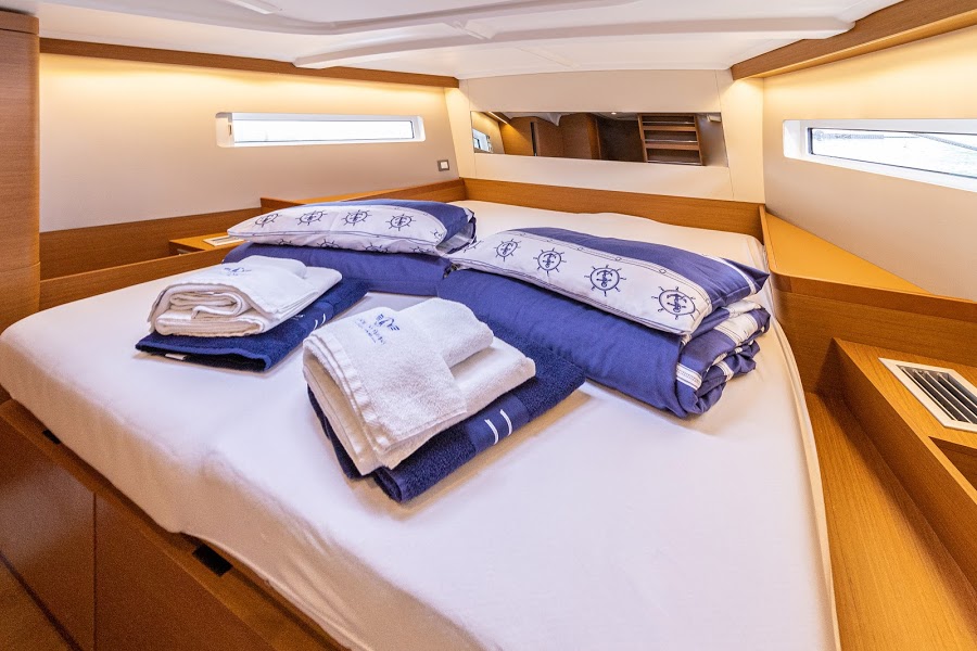 Dufour 48 Catamaran — photo 9