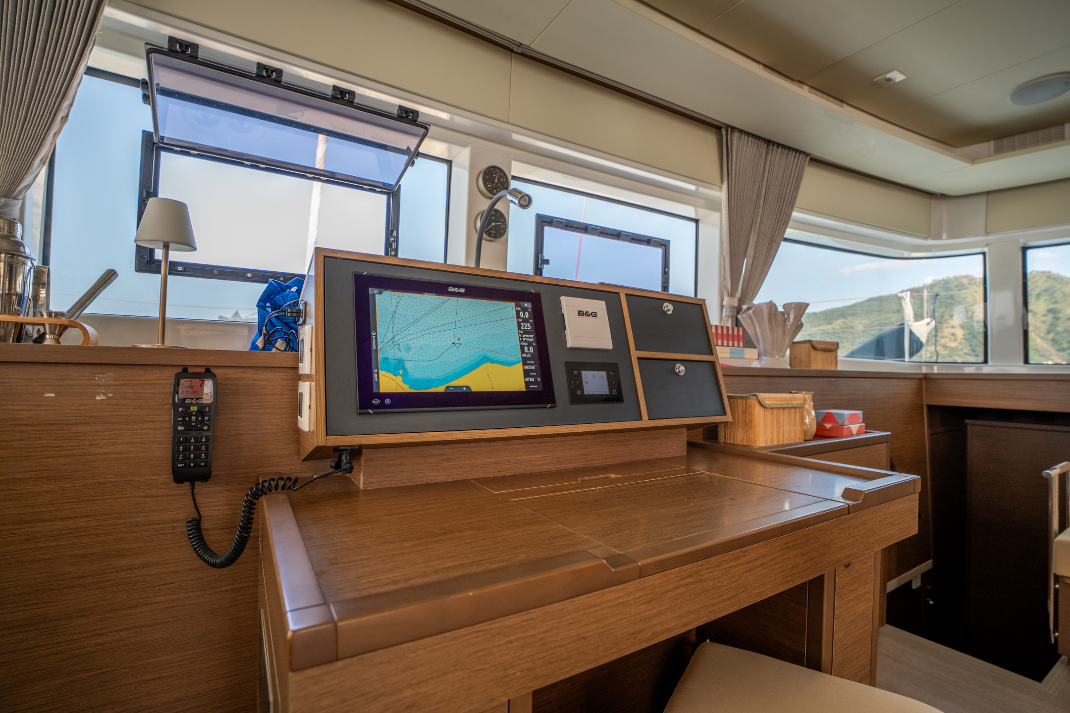 Lagoon 52F — photo 16