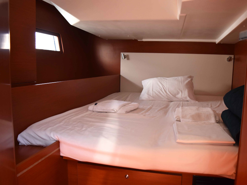 Oceanis 51.1 — photo 11