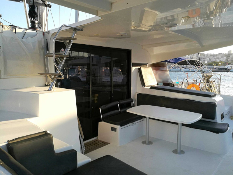 Lagoon 42 — photo 10