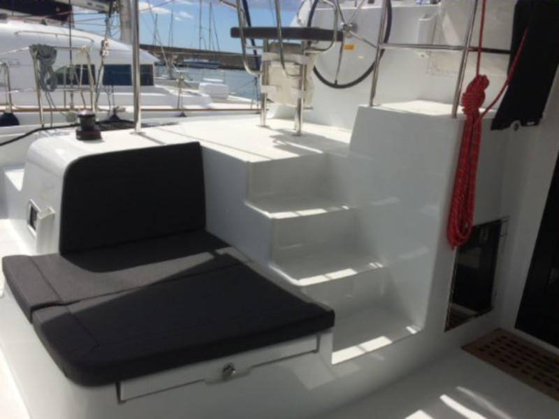 Lagoon 42 — photo 11