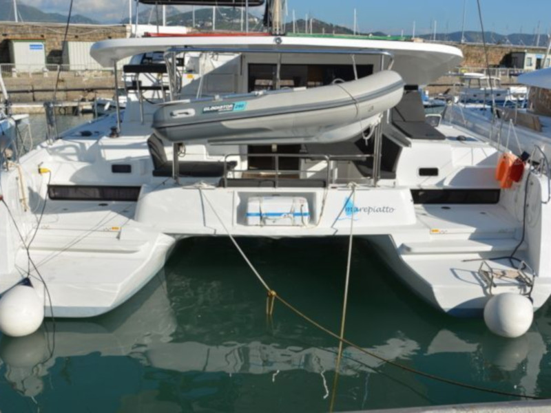 Lagoon 42 — photo 10