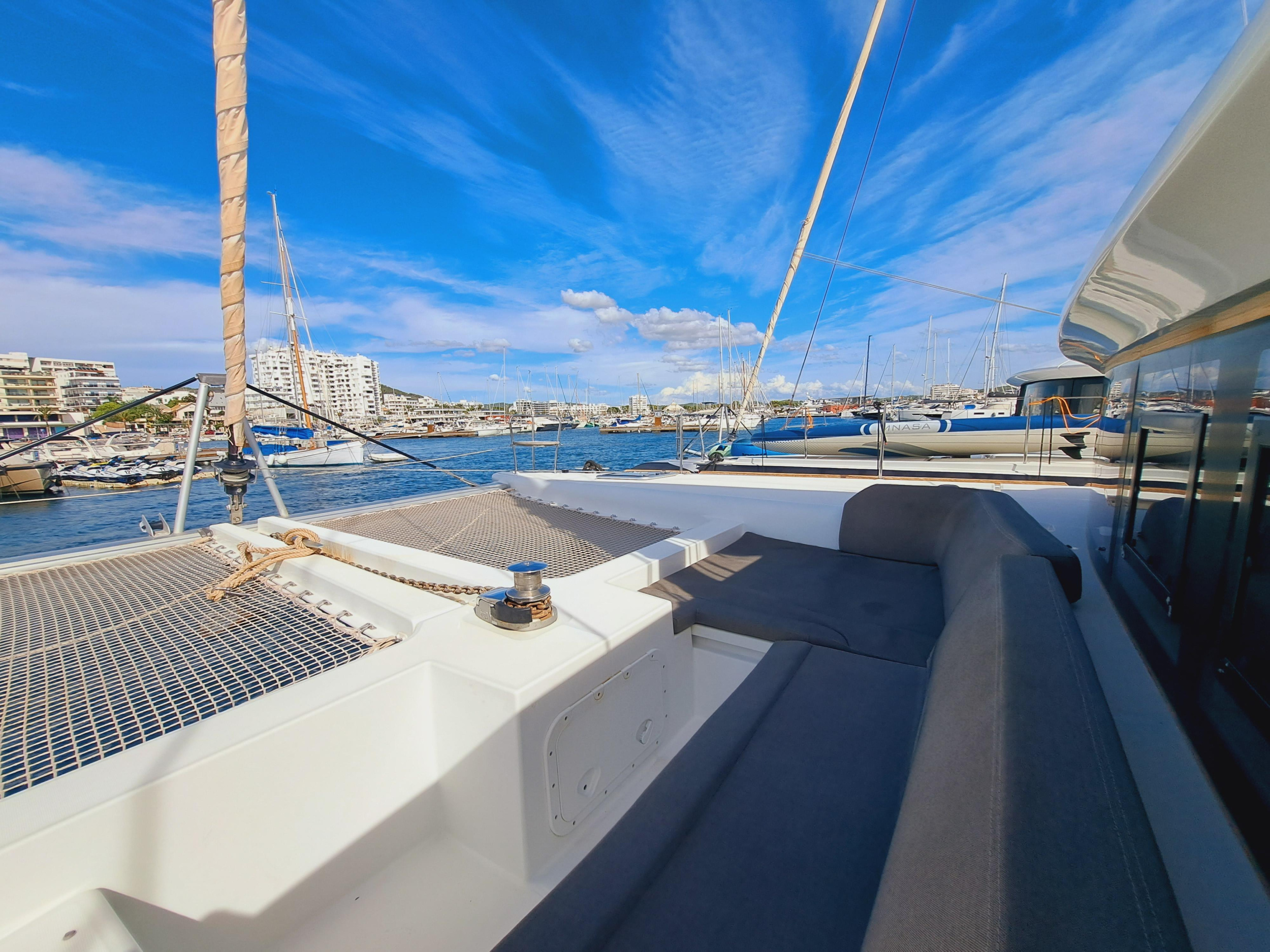 LAGOON 450 — photo 19
