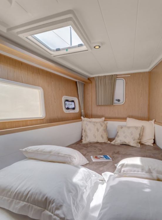 Lagoon 400 S2 — photo 4
